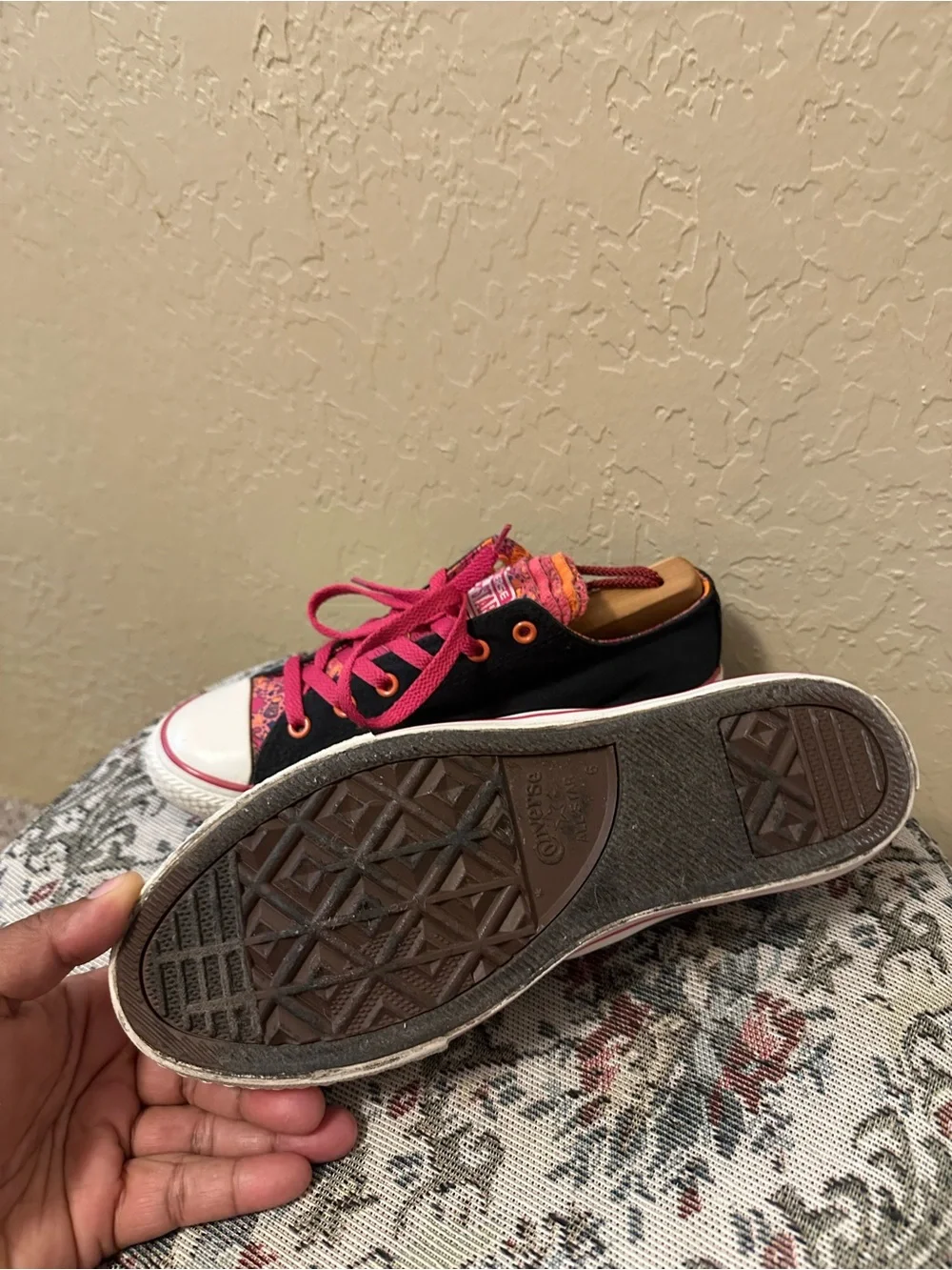 Converse All Star Multi Tongue
Pink/Black Junior Sneakers Size 6 - Picture 10 of 10